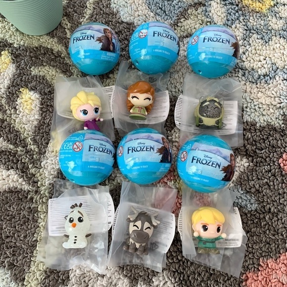 Full Set of 6 Disney Frozen Mashems Series 5 Blind Ball Doll Figure Toy New Lot - Picture 3 of 3